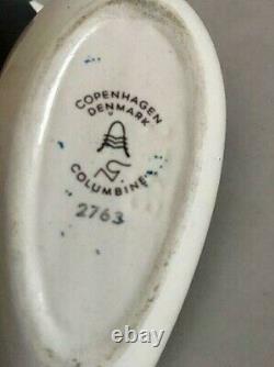 Aluminia Columbine Set of Two Swallow Vases