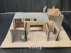 Dr Who The Two Doctors Original Studio Prop Set Model SUPPORTS NHS