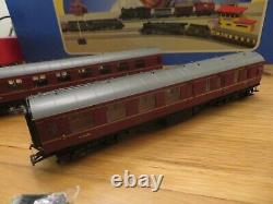 Ex hornby dublo r1283m princess coronation train set 2x maroon coaches only