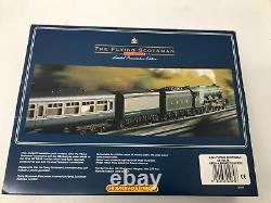 Hornby OO RR089/R098Flying Scotsman Enterprises Coaches & Double Tender sets