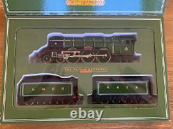 Hornby R. 075 4472 Flying Scotsman with Two Tenders Ltd Ed Set. Black Friday