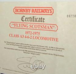 Hornby R098 Flying Scotsman With Two Tenders plus three coach set