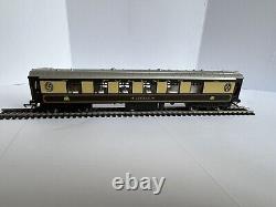 Hornby Tornado Pullman Express R1169 Train Set 60163