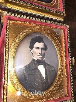 Lot of Two 1/6 Daguerreotype Photo the Same Man / MOP Cases 1850s Antique