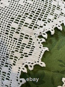 Mary Card WISTERIA (1936) Filet Crochet Placemat Set of Two