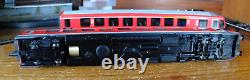 Roco 63013 HO gauge DB BR 628 two car DMU set in Red livery