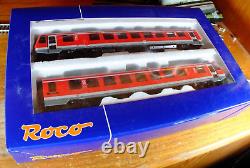 Roco 63013 HO gauge DB BR 628 two car DMU set in Red livery