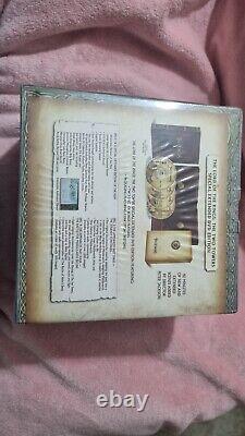 The Lord Of The Rings The Two Towers Collectors DVD Gift Set (Sealed)
