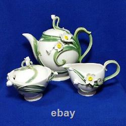 Two's Company Garden Party Narcissus Teapot With Sugar Bowl and Creamer Set HTF