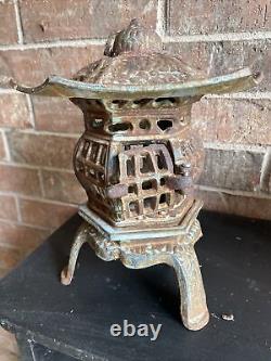 VTG Set Of Two Cast Iron Japanese Hanging Pagoda Garden Lantern 10 & 8 Tall