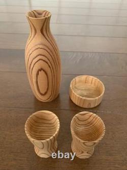 Yoshino Cedar Sake Set with Tokkuri and Two Choko Cups