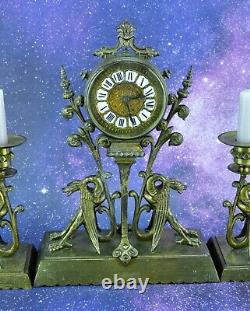 Antique Brevete Mantle Set, Horloge Et Deux Candelabras Horloge 12 (bi#mk/200815)