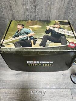 Boîte d'abonnement AMC The Walking Dead Supply Drop avec deux figurines FUNKO POP exclusives