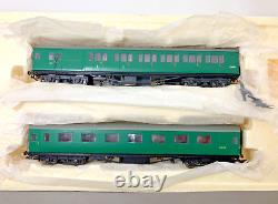 Échelle OO de HORNBY R4534 BR MAUNSELL GREEN PULL-PUSH Ensemble de deux voitures 610 Boxed