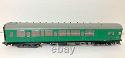 Échelle OO de HORNBY R4534 BR MAUNSELL GREEN PULL-PUSH Ensemble de deux voitures 610 Boxed