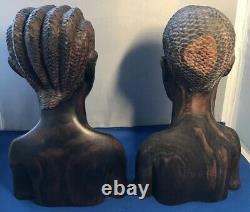 Ensemble De Deux Statuettes Africaines Sculptées À La Main En Acajou Africain Du 19e Siècle