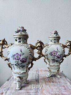 Ensemble Vintage de deux vases en céramique UCAGCO fabriqués au Japon avec couvercle
