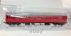 Ensemble de 4 voitures HORNBY BR COLLETT R4878A, R4879A, R4880A, R4881A. En boîte