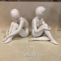 Ensemble de deux figurines de jeunes femmes Goebel Allemagne de l'Ouest