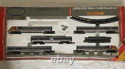 Ensemble de trains de collection Hornby Railways R. 543 Advanced Passenger Train incomplet mais en très bon état (VGC)