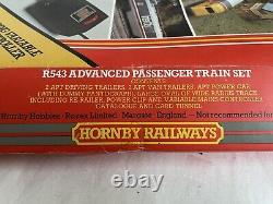 Ensemble de trains de collection Hornby Railways R. 543 Advanced Passenger Train incomplet mais en très bon état (VGC)