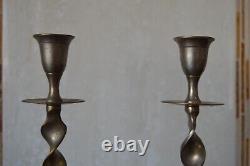 Ensemble rare de deux porte-bougies vintage en métal d'Israël de 11,5 cm en provenance de Jérusalem