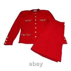 Ensemble tailleur jupe veste blazer VTG St John Collection pour femmes taille 12 rouge avec ornements en or.