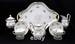 Porcelaine de Paris, service à thé en porcelaine pour deux personnes, France, fin du XIXe siècle.