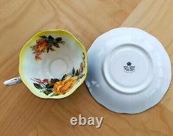 Série Royal Albert Milady en porcelaine de Chine Anglaise tasse à thé et soucoupe. RARE