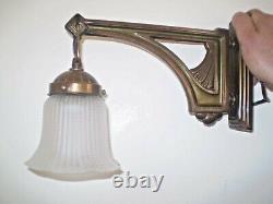 Set Deux Vintage Lamp Mural En Laiton Vieux Bronze Socket En Porcelaine