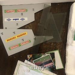 Subbuteo 60250 Édition Grandstand Deux Plateaux Coffret Très Rare des Années 1990 Incomplet