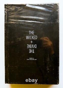 The Wicked + The Divine Book 4 Ensemble De Deux Volumes Endommagent Hc Graphic Novel Comic Book