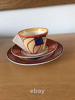 Wedgwood Clarice Cliff Collection Tea Cup And Two Saucers Used, Excl. Cond